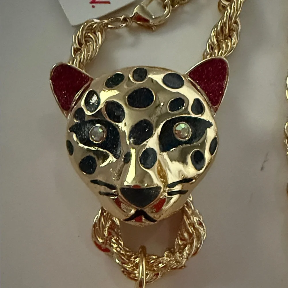 Betsey Johnson Gold Leopard Pendant Necklace NWT - Picture 3 of 13